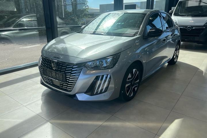 Grå Peugeot 208 fra 2024