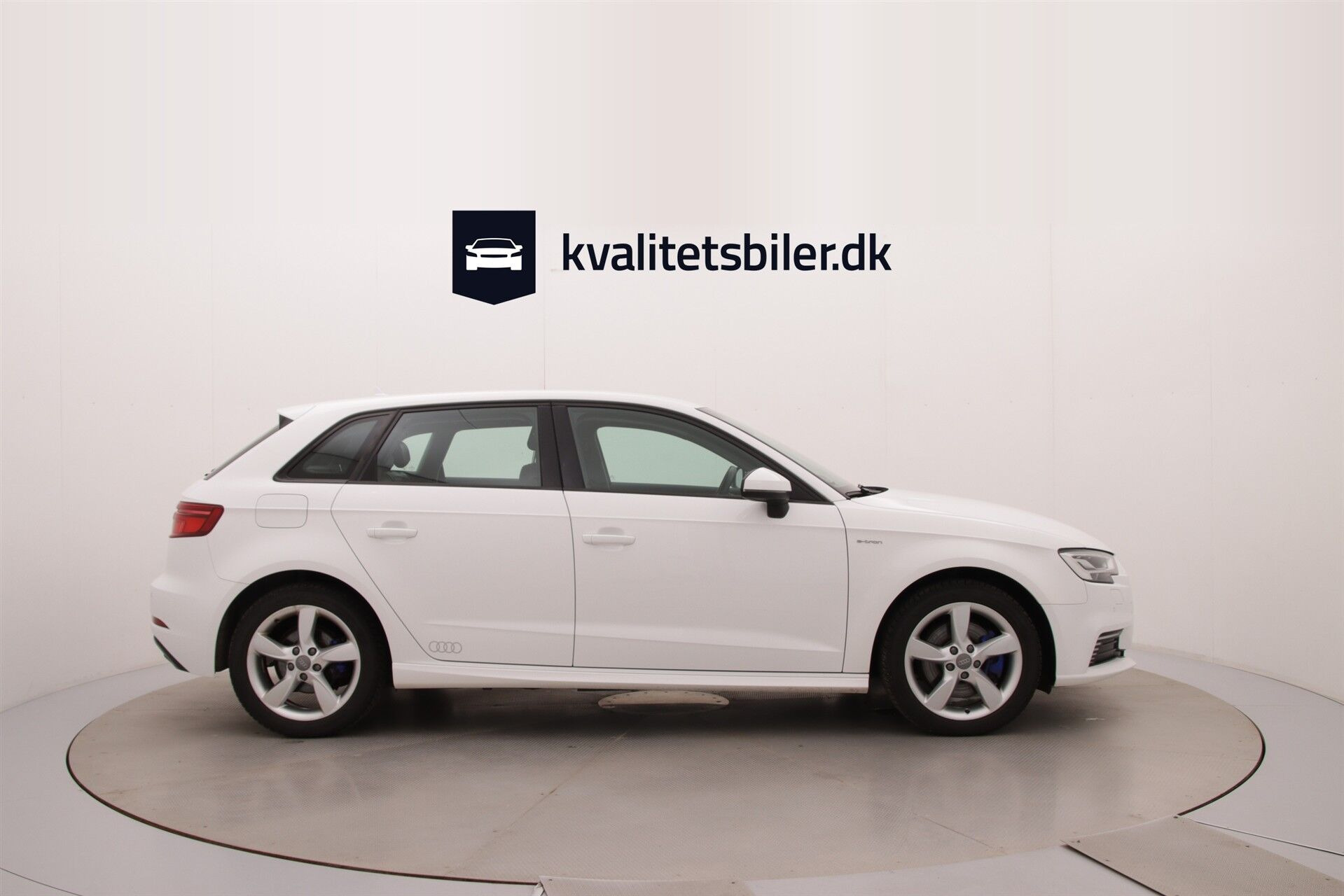 Hvid Audi A3 fra 2021