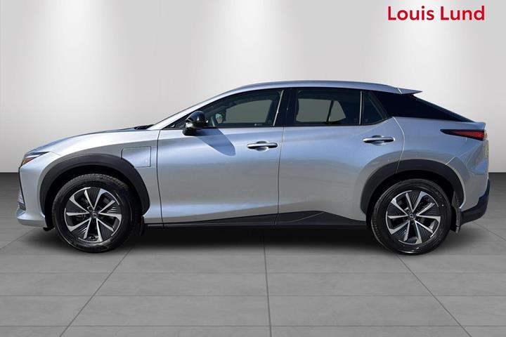 undefined Lexus RZ fra 2025
