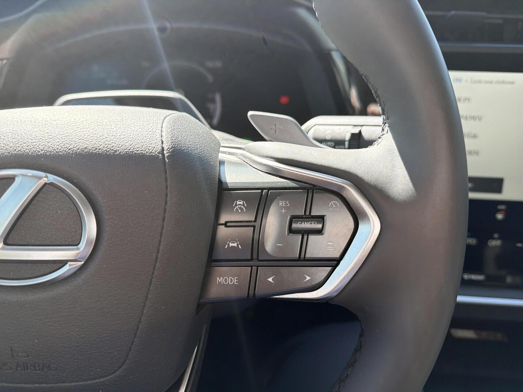 undefined Lexus RZ fra 2025