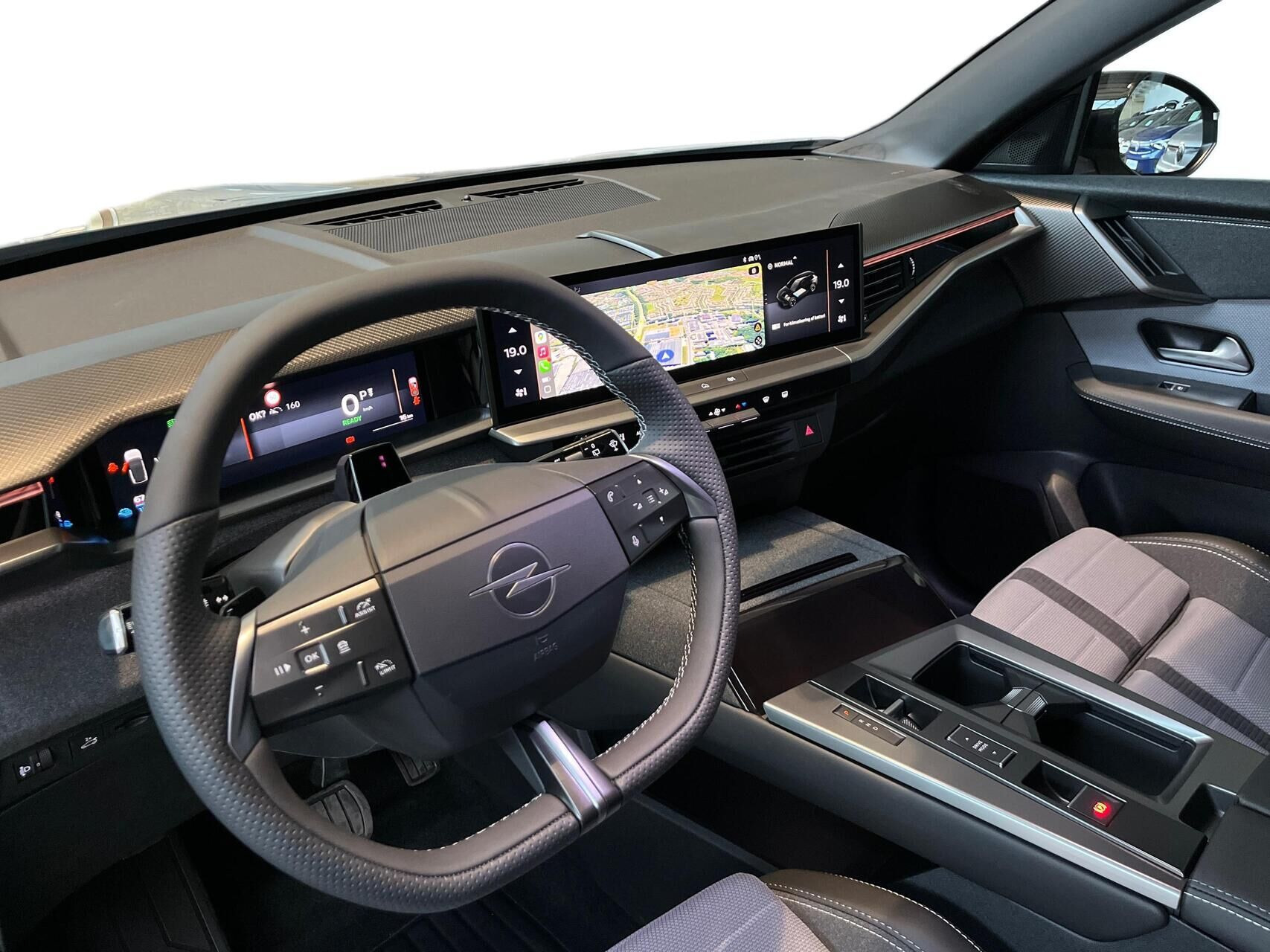 Grå Opel Grandland fra 2026