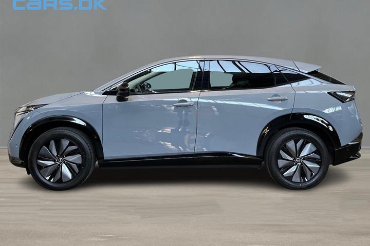 Grå Nissan Ariya fra 2026