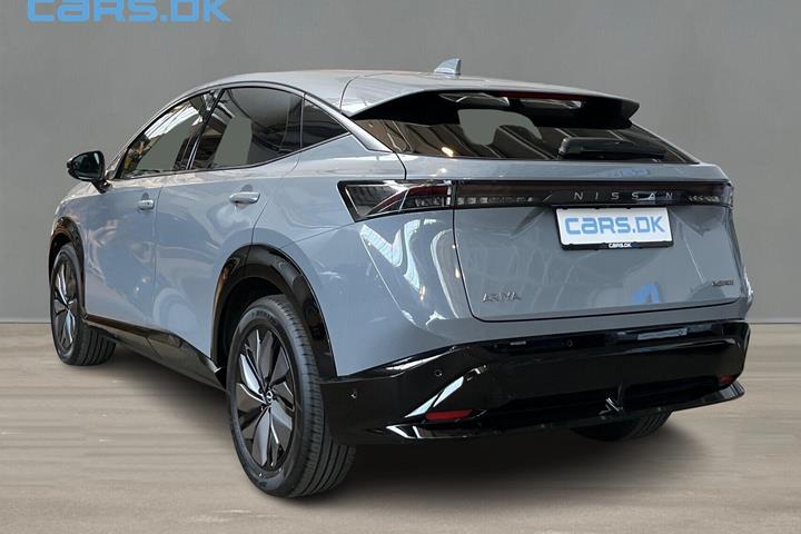 Grå Nissan Ariya fra 2026