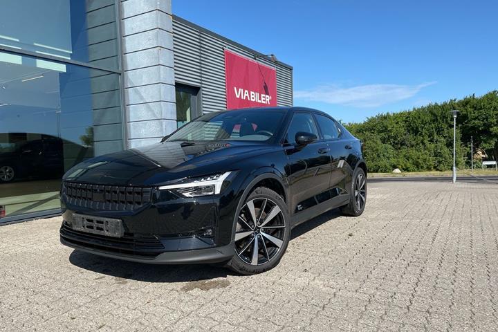 Sort Polestar 2 fra 2022 set udefra