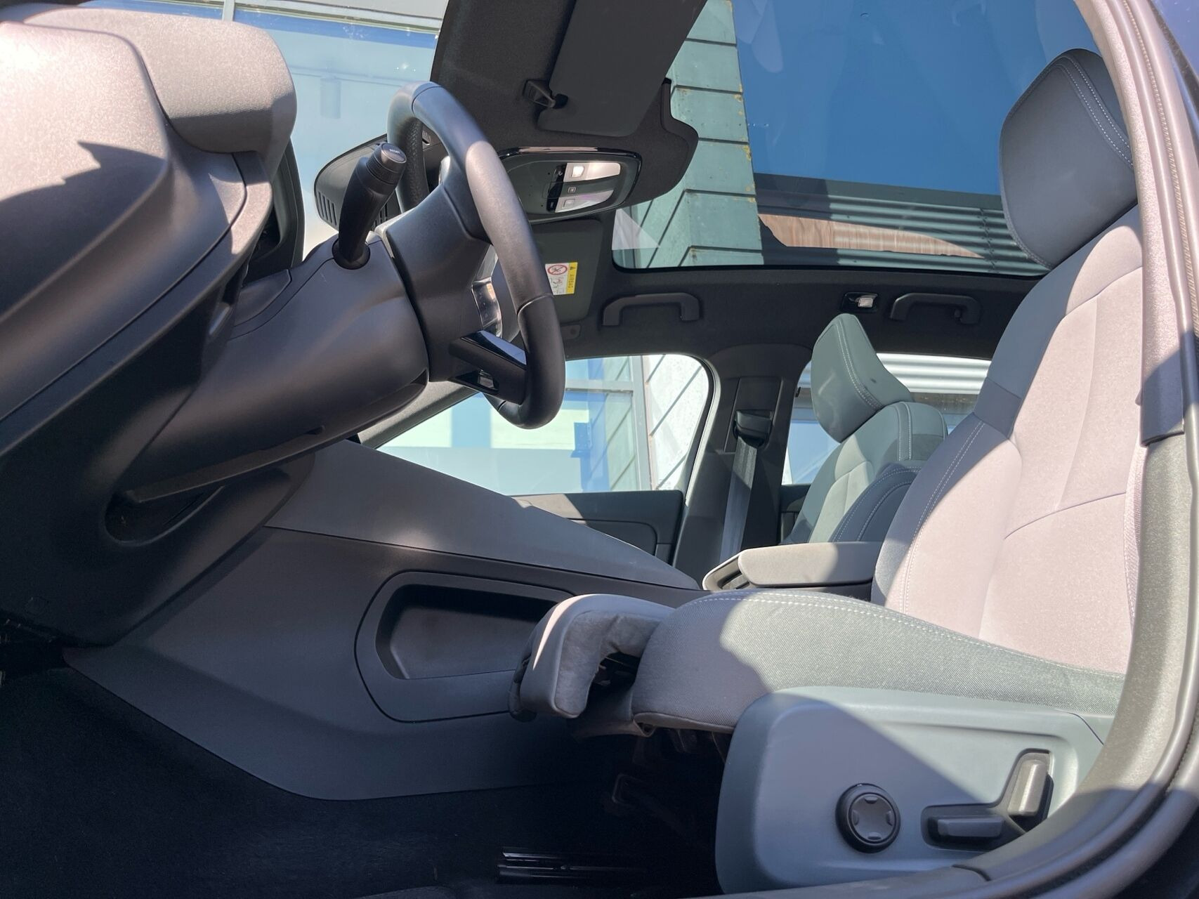 Sort Polestar 2 fra 2022