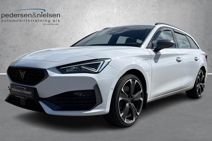 Hvid Cupra Leon fra 2021