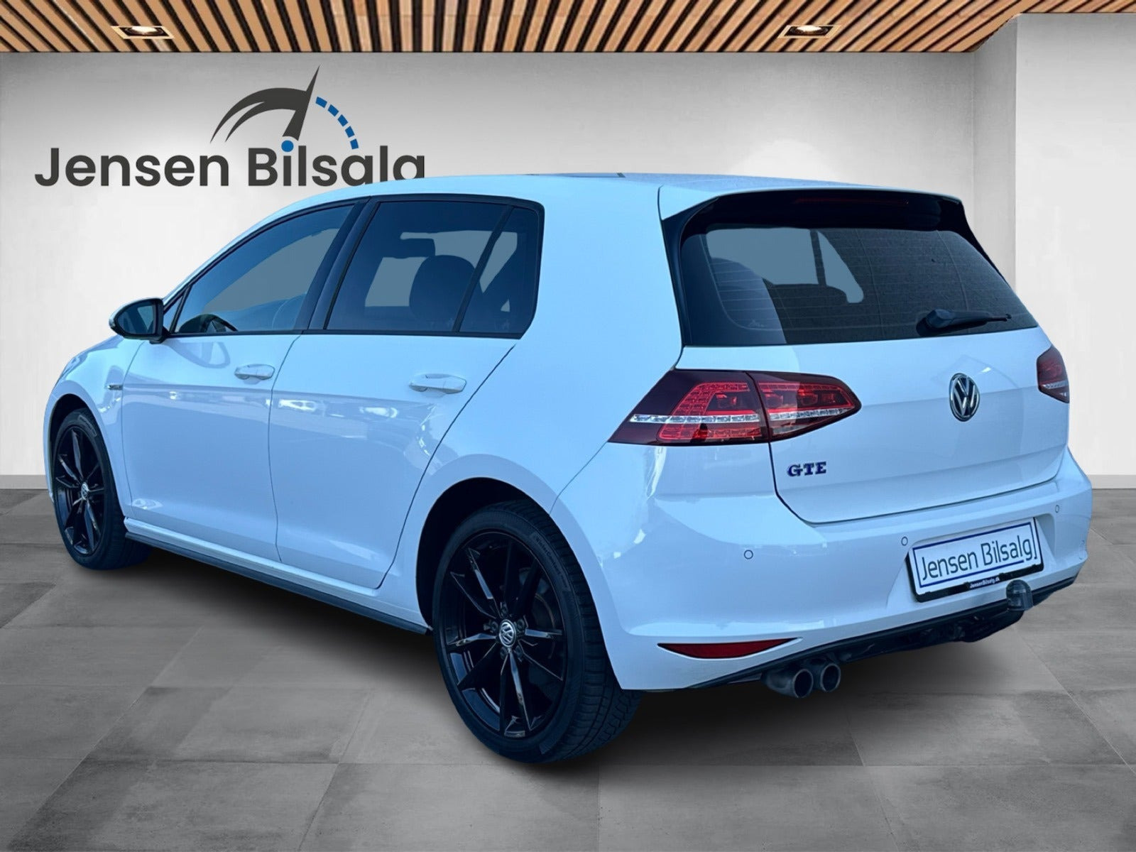 Sort VW Golf VII fra 2015