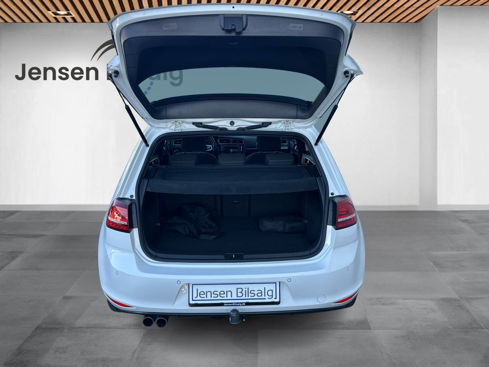 Sort VW Golf VII fra 2015