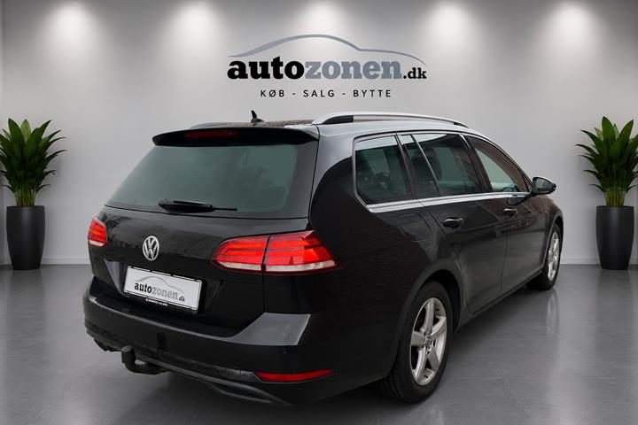Sort VW Golf VII fra 2018