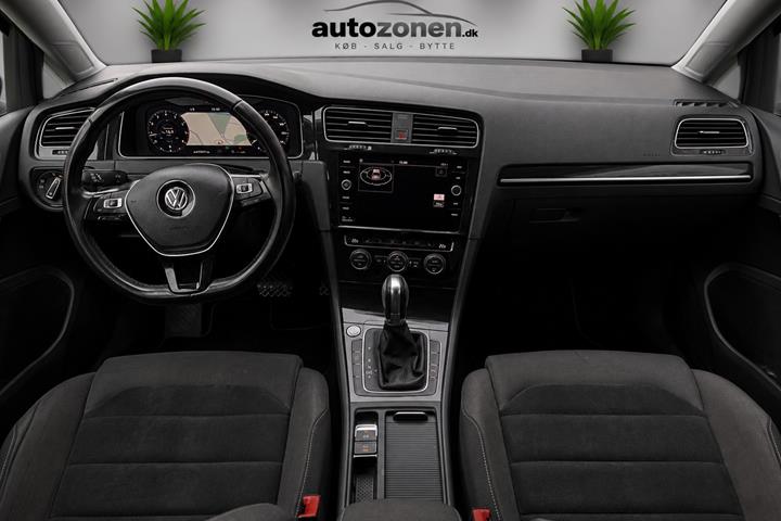 Sort VW Golf VII fra 2018