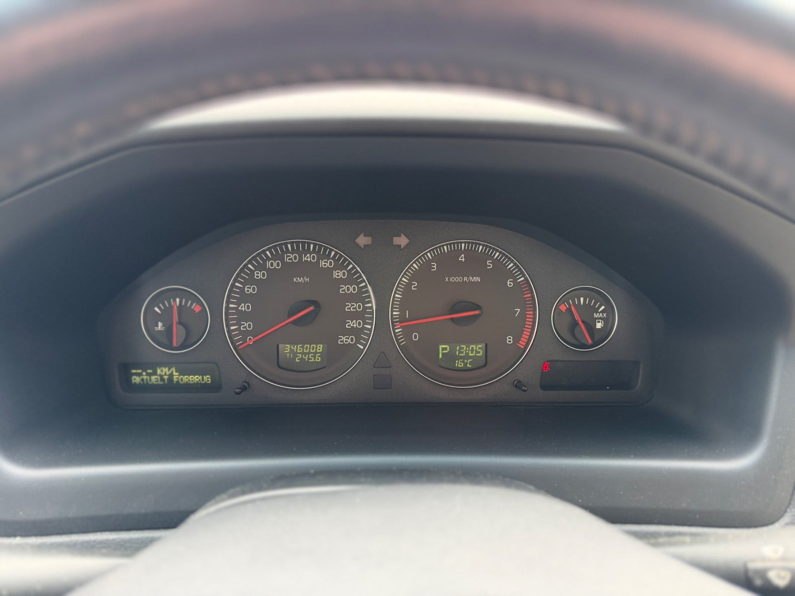 Blå Volvo V70 fra 2007