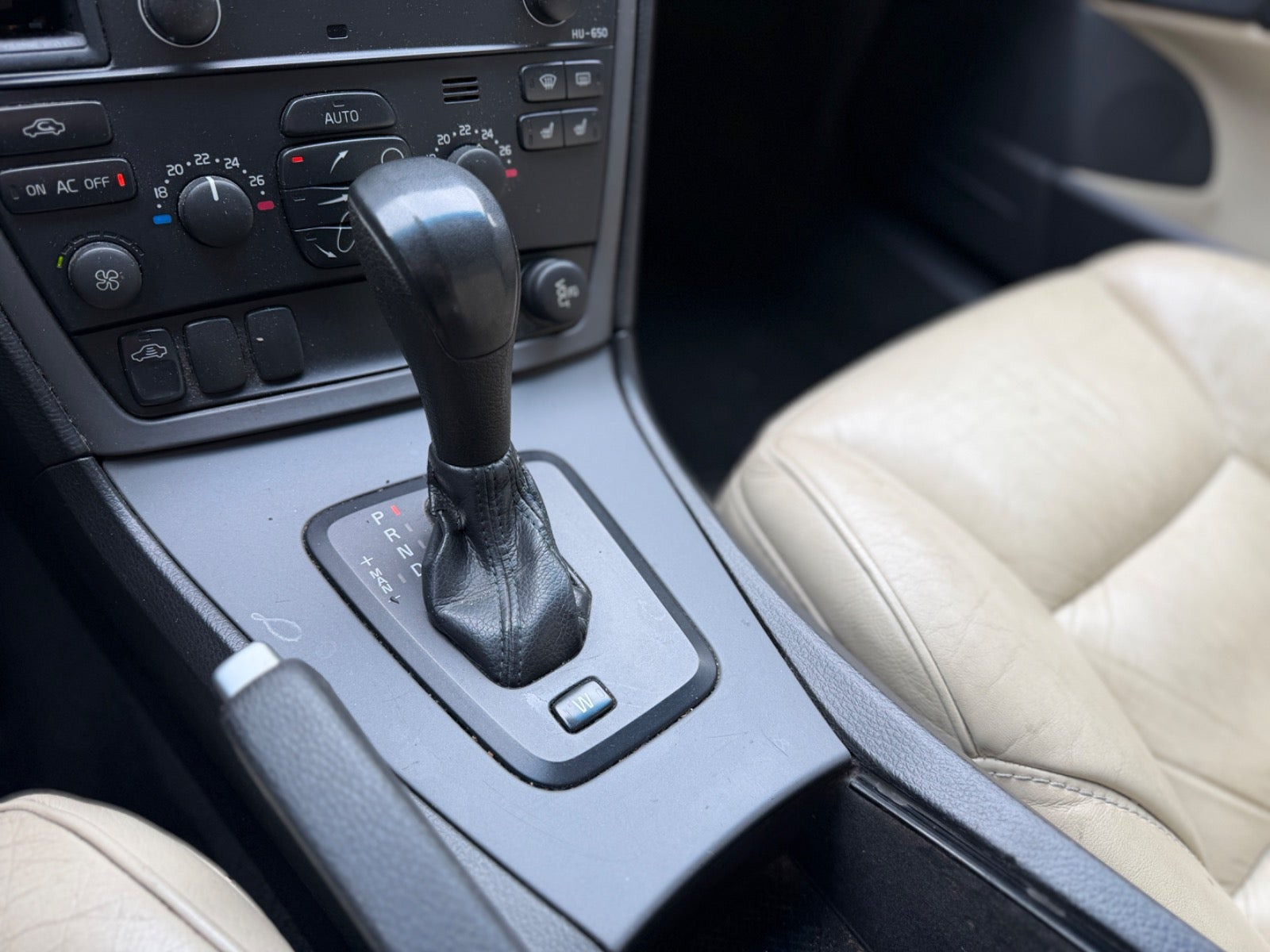Blå Volvo V70 fra 2007