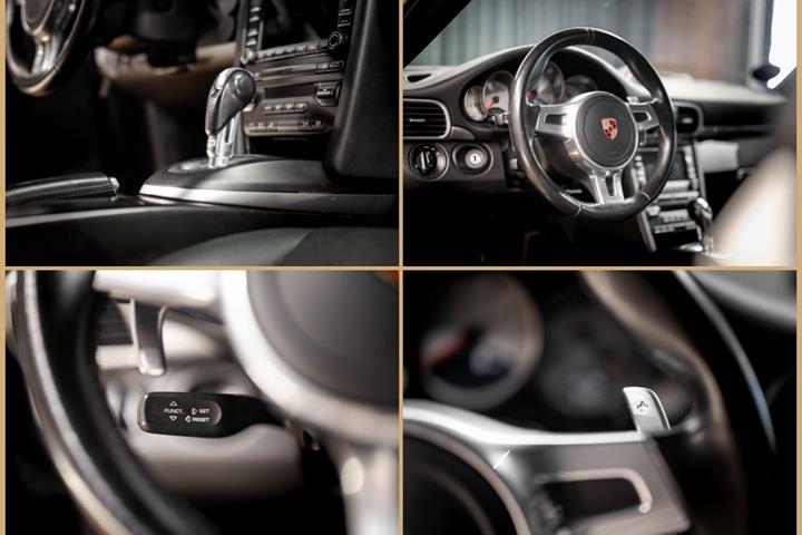 Sort Porsche 911 Carrera 4S fra 2009