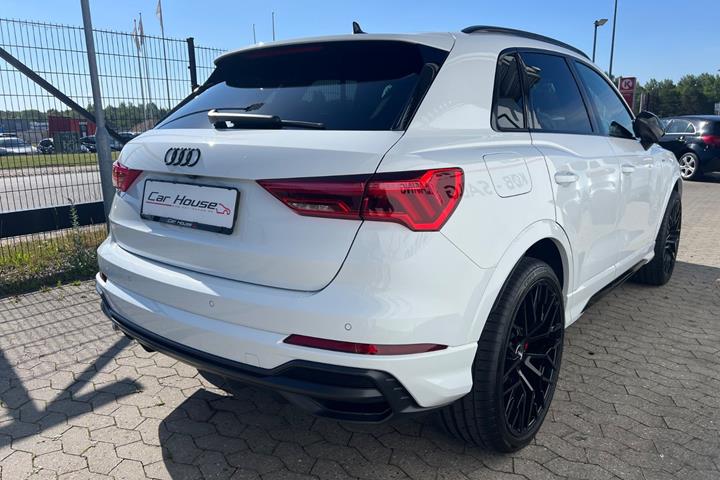 Hvid Audi Q3 fra 2021