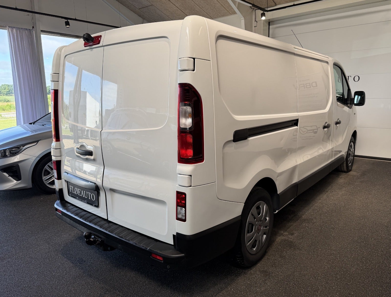 Hvid Fiat Talento fra 2016