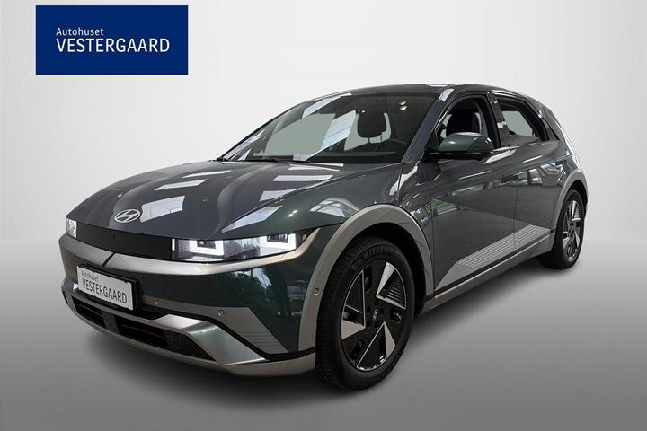 Grøn Hyundai Ioniq 5 fra 2025 set udefra