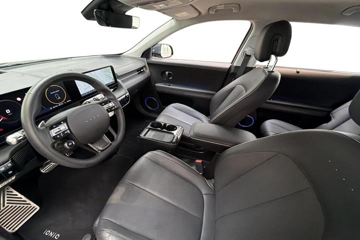 Grøn Hyundai Ioniq 5 fra 2025