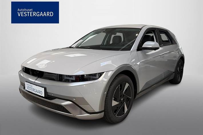 Grå Hyundai Ioniq 5 fra 2026