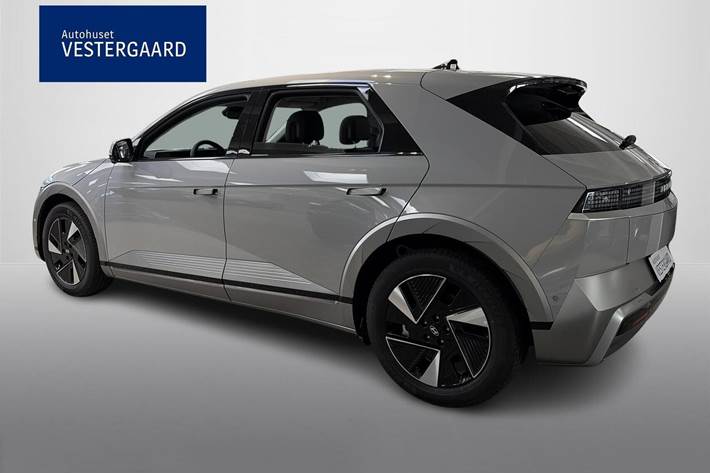 Grå Hyundai Ioniq 5 fra 2026