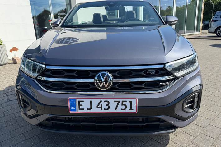 Grå VW T-Roc fra 2023