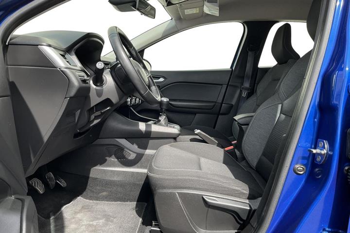 Blå Renault Captur fra 2020