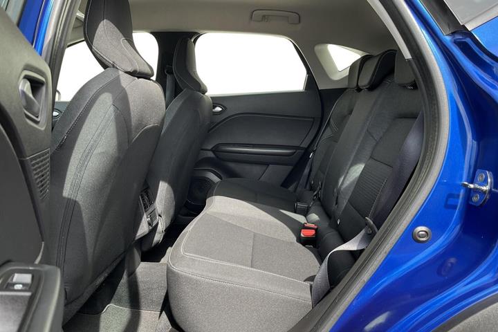 Blå Renault Captur fra 2020