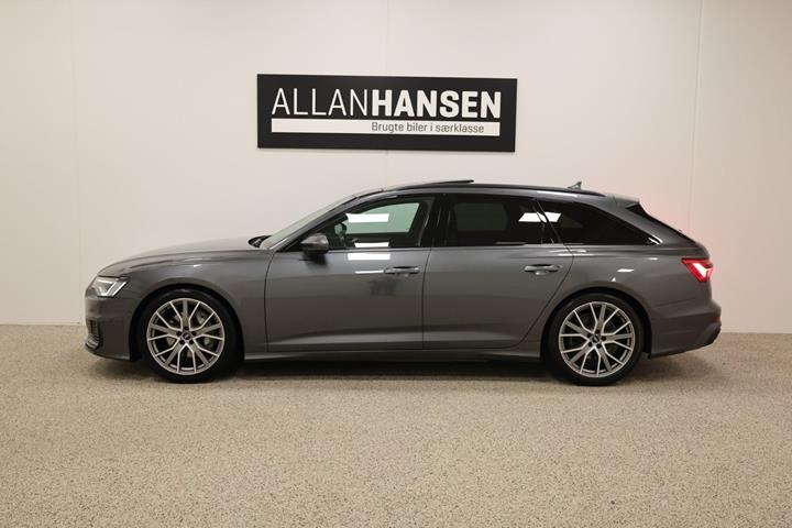 Grå Audi A6 fra 2020
