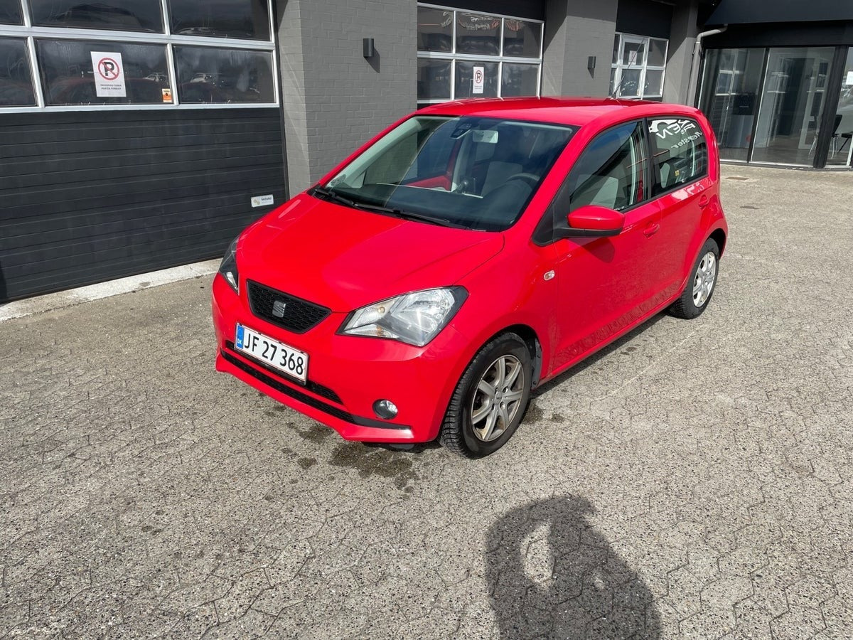 Rød Seat Mii fra 2013