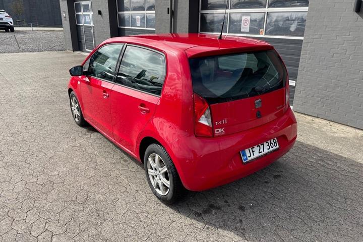 Rød Seat Mii fra 2013