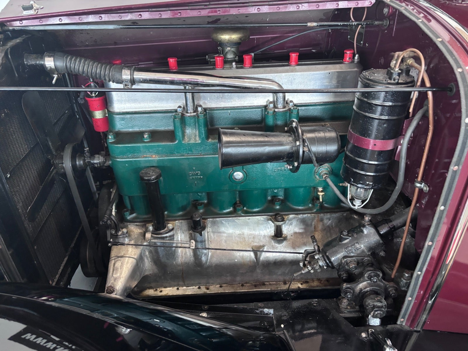 Hvid Hudson Super Six fra 1929 set udefra