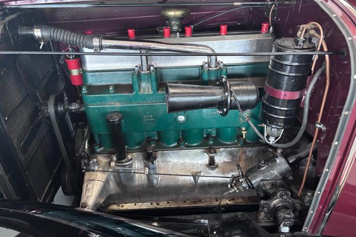 Hvid Hudson Super Six fra 1929 set udefra