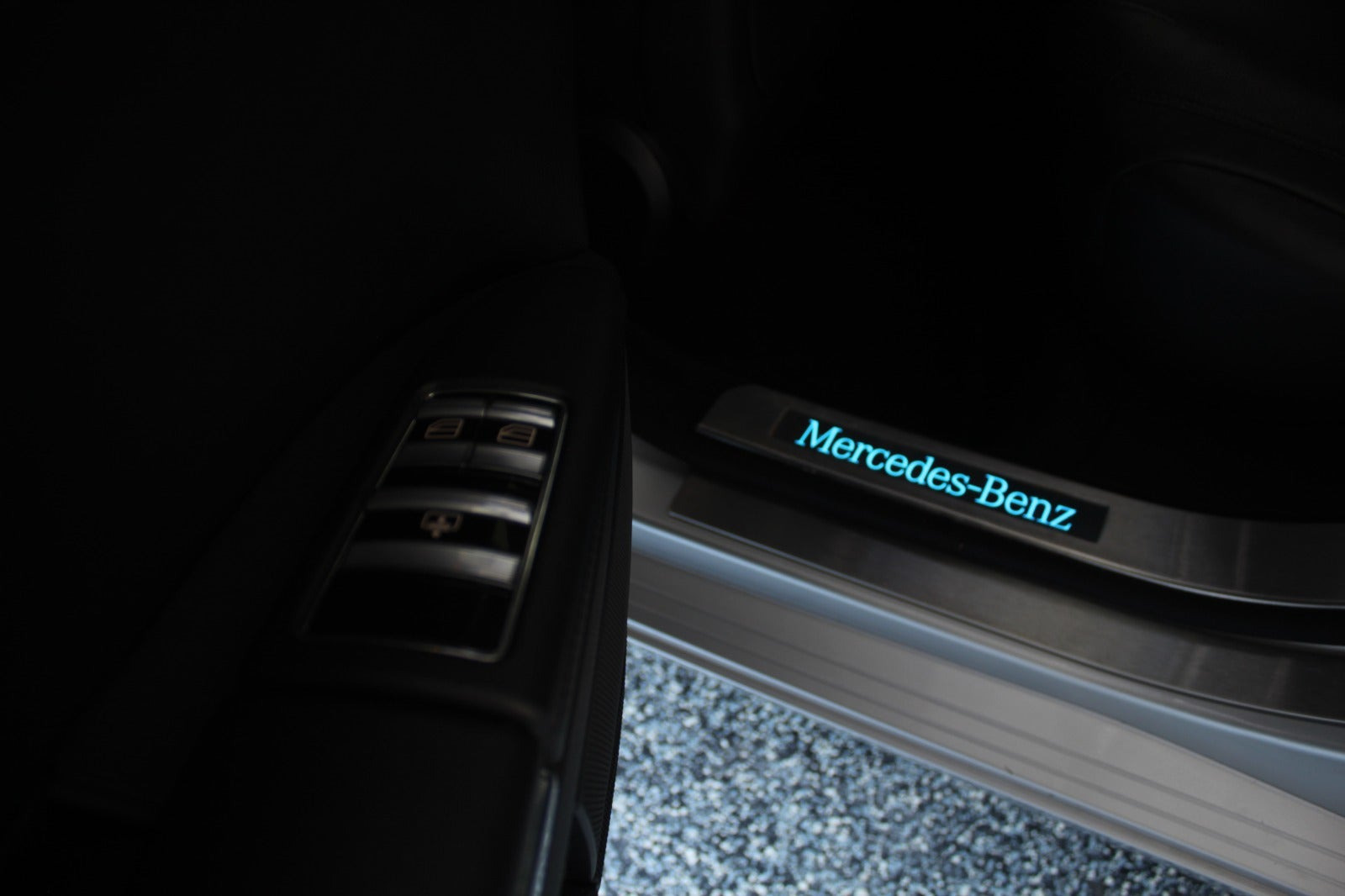 Sølv Mercedes S500 fra 2007