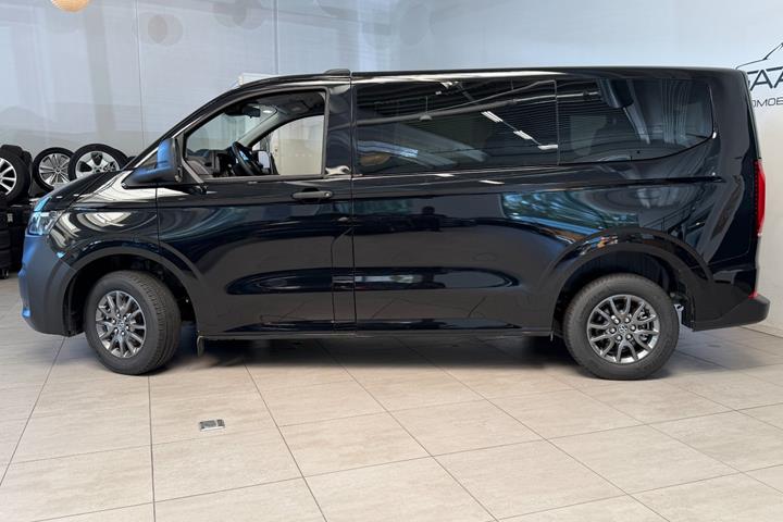 Sort VW e-Caravelle fra 2025