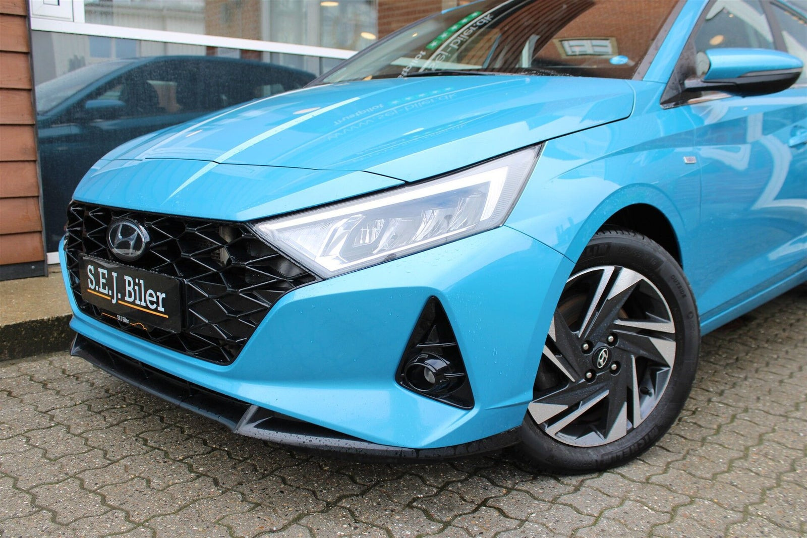 Turquoise Hyundai i20 fra 2021
