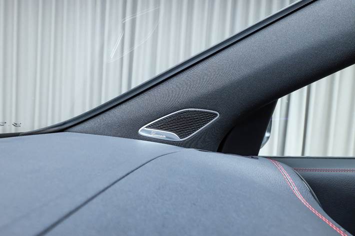 Sort Mercedes EQA250+ fra 2026