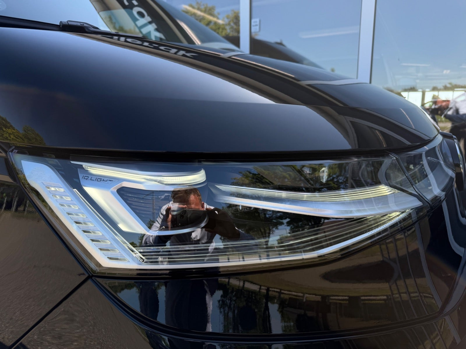 Sort VW Multivan fra 2022