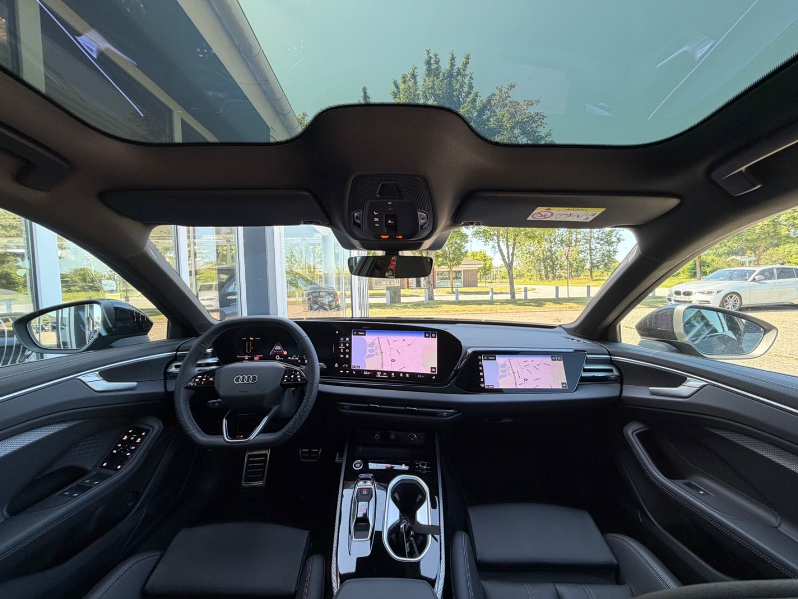 Grå Audi A6 fra 2026