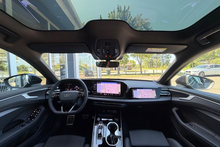 Grå Audi A6 fra 2026