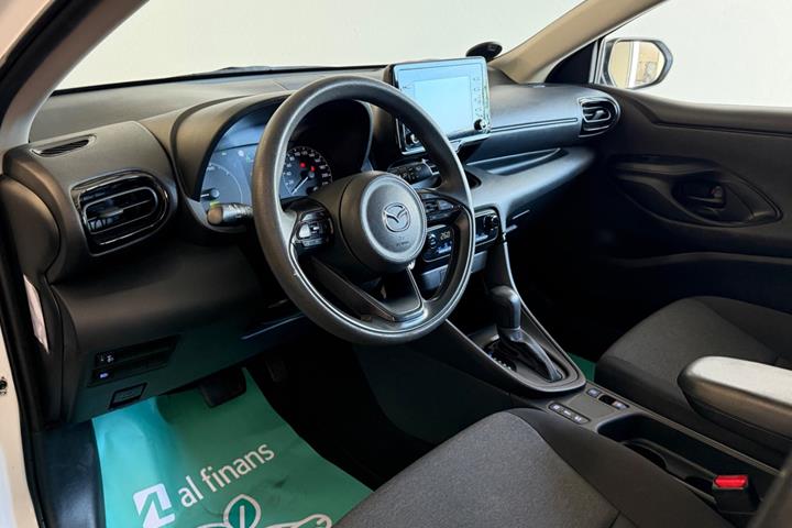 Hvid Mazda 2 fra 2022