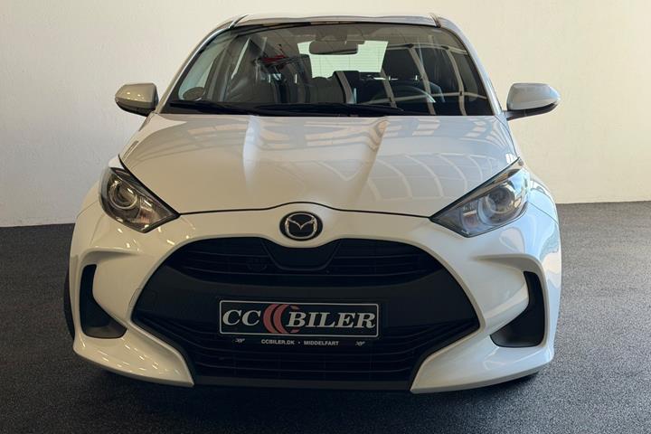 Hvid Mazda 2 fra 2022
