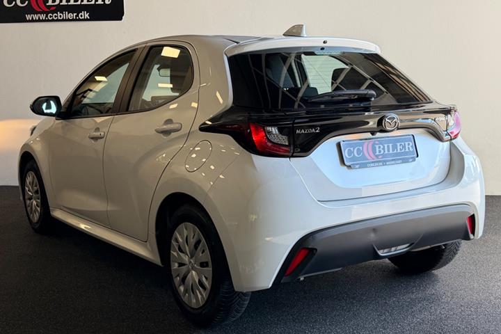 Hvid Mazda 2 fra 2022