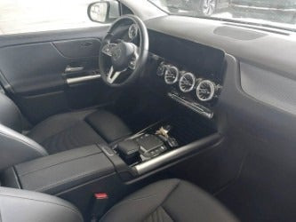 Sølv Mercedes EQA300 fra 2023
