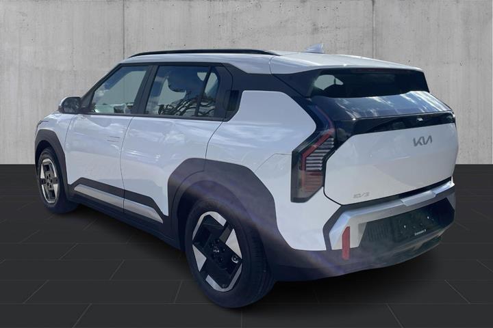Hvid Kia EV3 fra 2025
