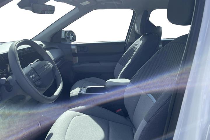 Hvid Kia EV3 fra 2025