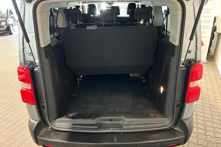 Grå Citroën ë-SpaceTourer fra 2024