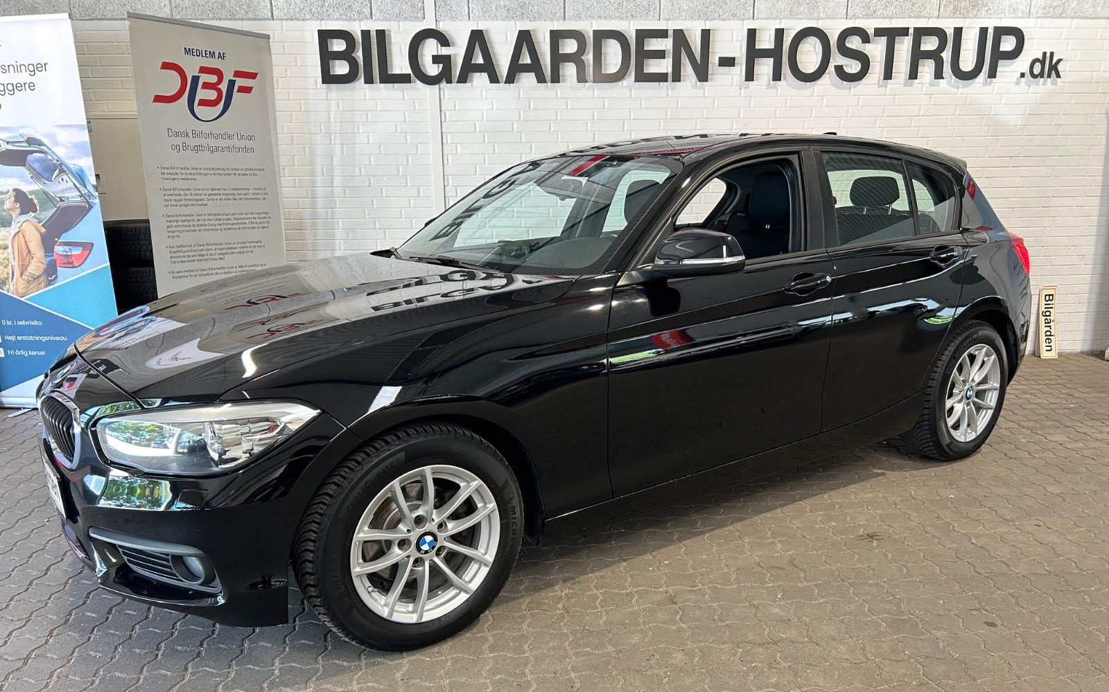 Sort BMW 118i fra 2017