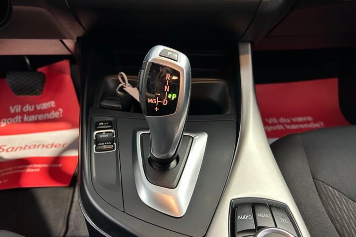 Sort BMW 118i fra 2017