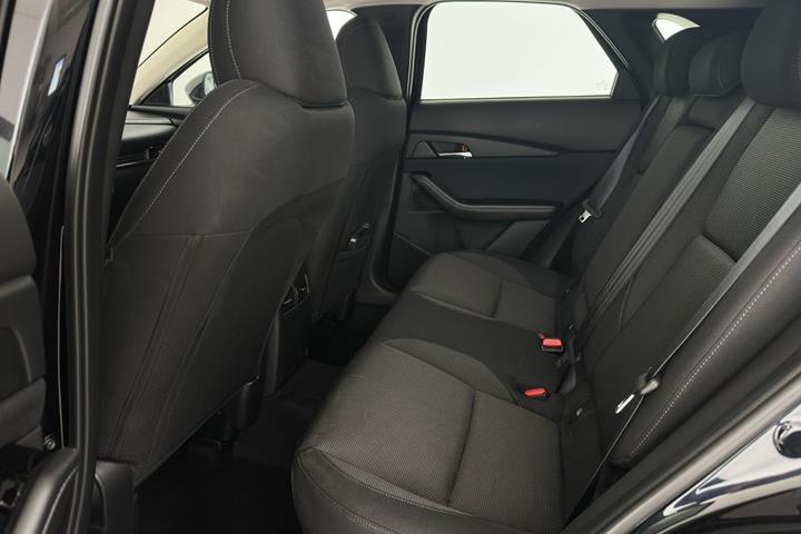 Sort Mazda CX-30 fra 2025