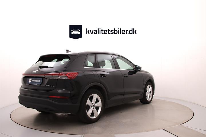 Sort Audi Q4 fra 2023