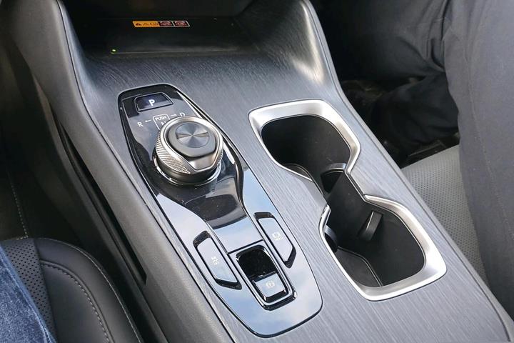undefined Lexus RZ fra 2025